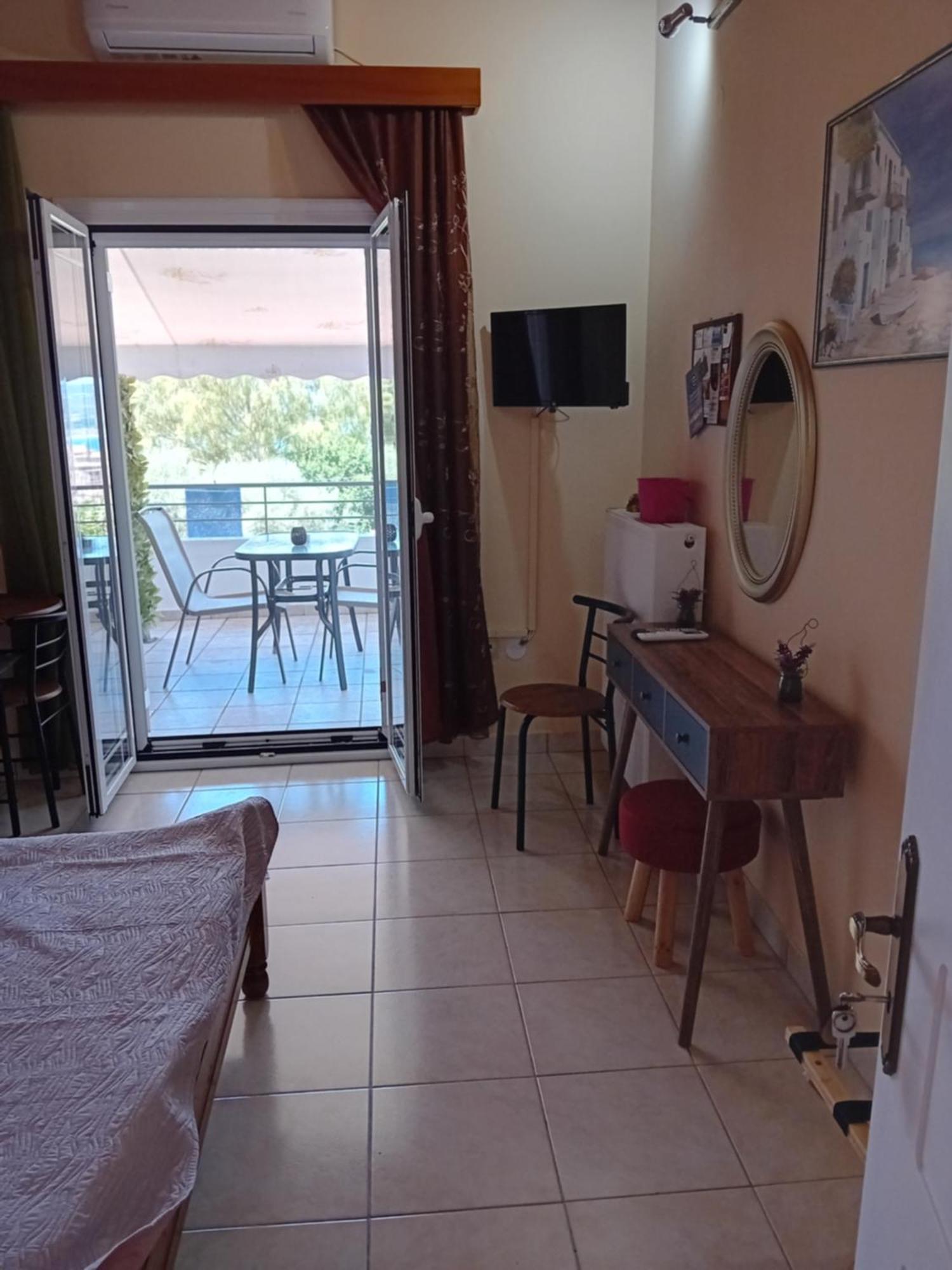 Valta'S Room 2 Paleros المظهر الخارجي الصورة